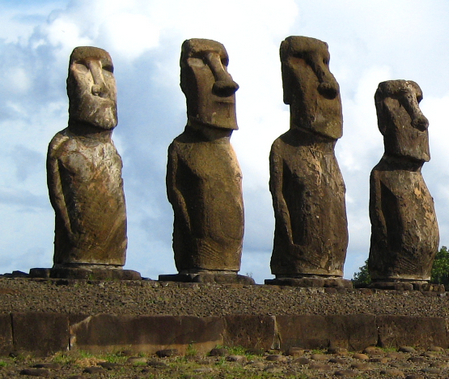 File:Easter-island-statues (1).png