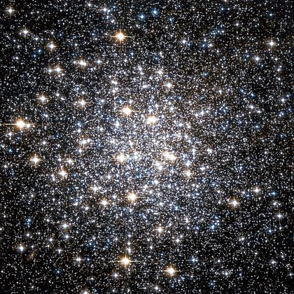 File:420px-Messier 10 Hubble WikiSky.jpg