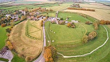 File:Avebury aerial.jpg